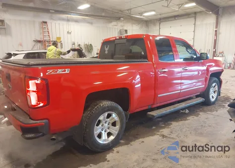 2015 Chevrolet Silverado 1500 1Lt z USA, uszkodzony, nr VIN 3GCUKREC8FG404008